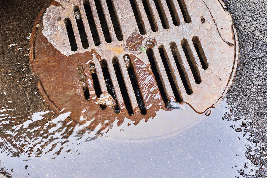 Dispozitivul cu hidrojet - o metoda eficienta de desfundare a canalelor de scurgere